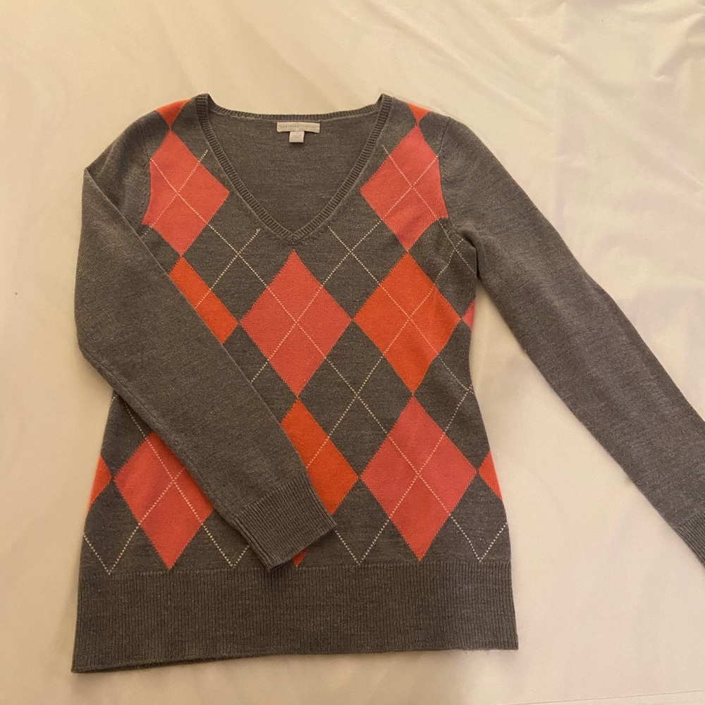 5/$25 💸 New York & Company Sweater
